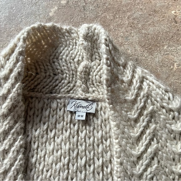 Kismet women’s medium Acrylic/wool/alpaca Chunky Cardigan - Picture 4 of 5